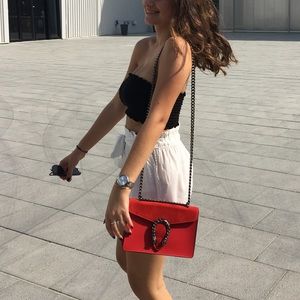 Meet your Posher, Lara